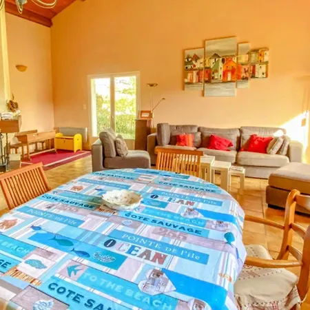 Holiday home Le Balcon Bleu De Biscarrosse